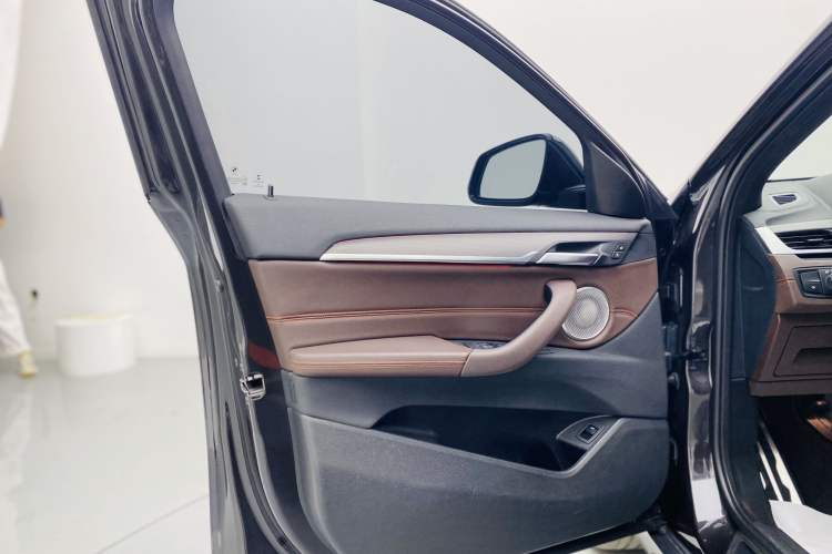 Used BMW X2 2021 Restyled sDrive25i Sharp Edition Interior 6