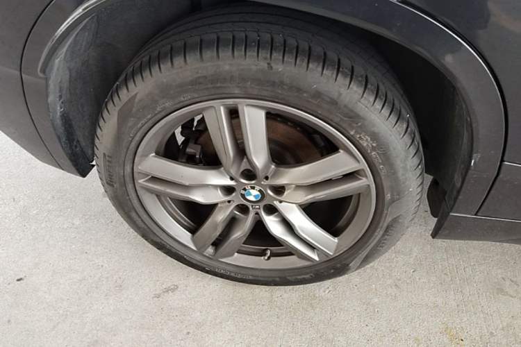 Used BMW X2 2021 Restyled sDrive25i M Sport Package Right Rear Wheel Hub