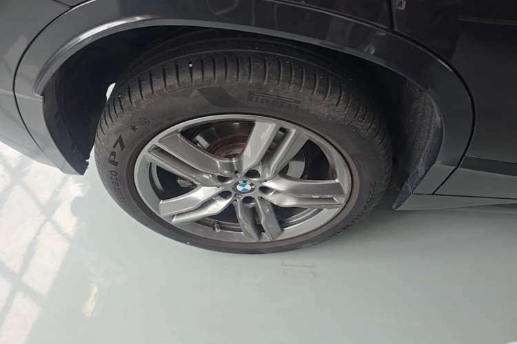 Used BMW X2 2021 sDrive25i M Sport Package Right Rear Wheel Hub