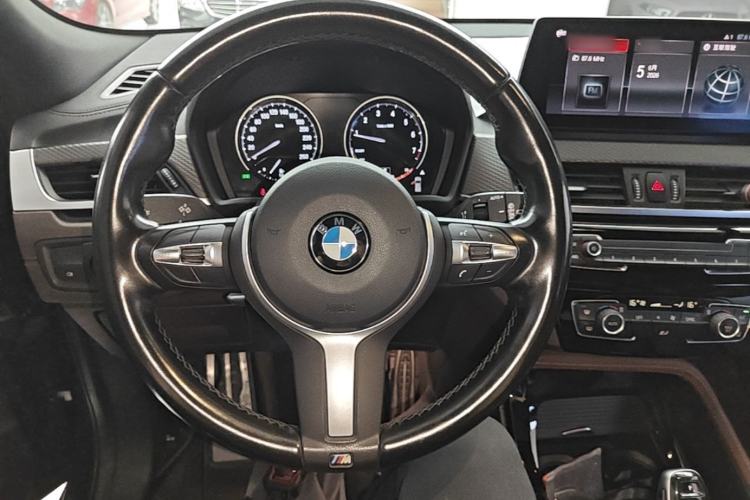 Used BMW X2 2021 Restyled sDrive25i Sharp Edition Steering Wheel
