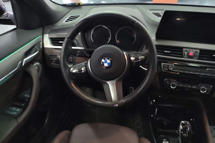 Used BMW X2 2021 Restyled sDrive25i Sharp Edition Steering Wheel