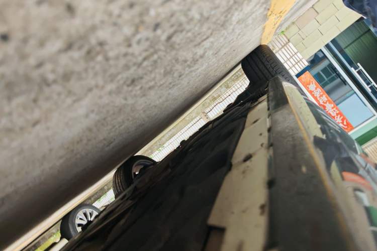 Used BMW X2 2021 xDrive25i M Sport Package Chassis Front Right
