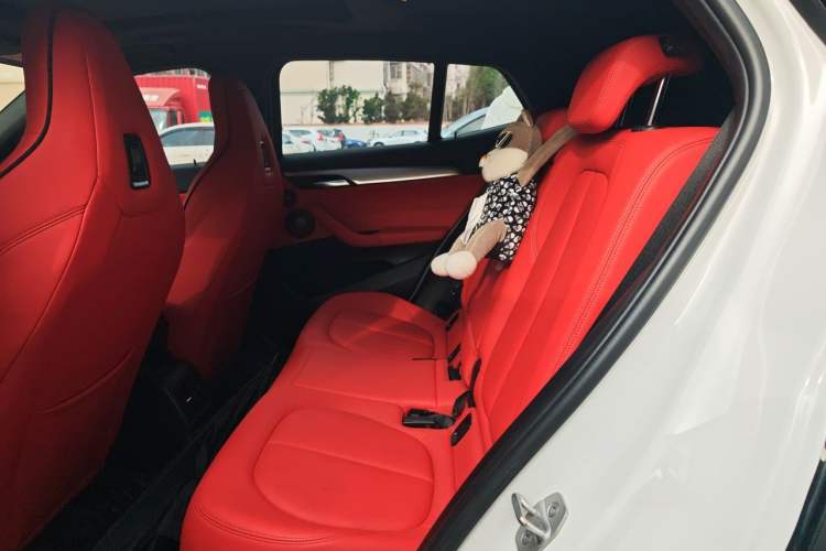 Used BMW X2 2021 xDrive25i M Sport Package Left Rear Seat