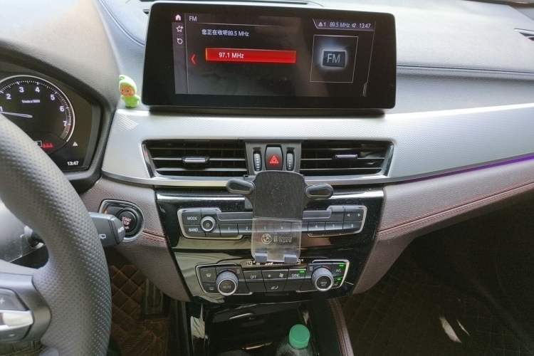 Used BMW X2 2021 Restyled sDrive25i Midnight Edition Audio And AC Panel
