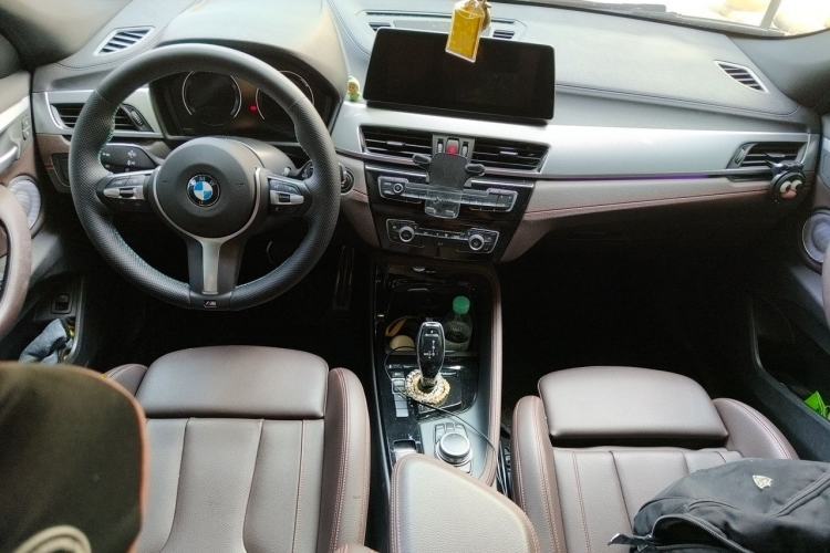 Used BMW X2 2021 Restyled sDrive25i Midnight Edition Center Console
