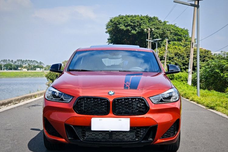 Used BMW X2 2021 Restyled sDrive25i Midnight Edition Exterior 1