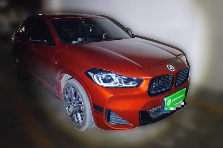 Used BMW X2 2021 Updated xDrive25i Midnight Edition Front Right 45 Deg