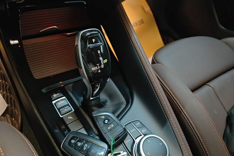 Used BMW X2 2021 Restyled sDrive25i Midnight Edition Gear Lever