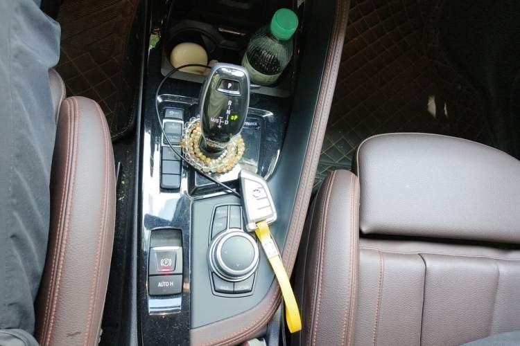 Used BMW X2 2021 Restyled sDrive25i Midnight Edition Gear Lever