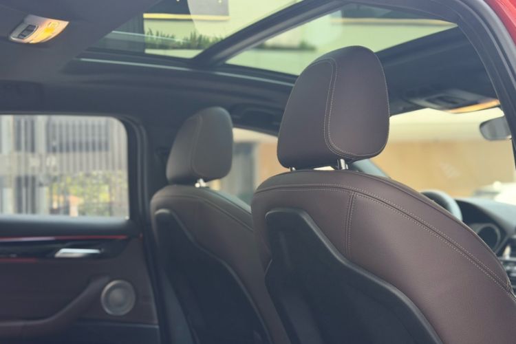 Used BMW X2 2021 sDrive25i M Sport Package Interior 7