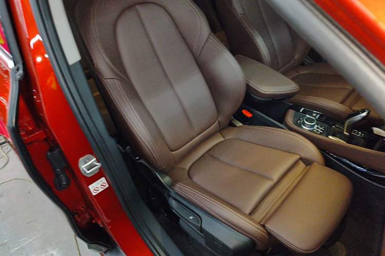 Used BMW X2 2021 Restyled sDrive25i M Sport Package Right Front Seat