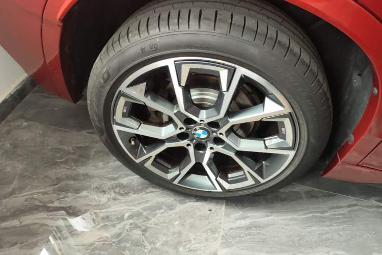 Used BMW X2 2021 sDrive25i M Sport Package Right Rear Wheel Hub