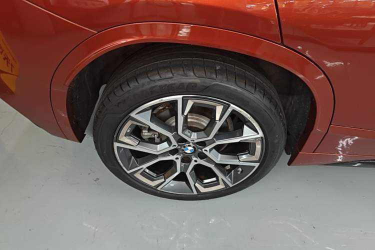 Used BMW X2 2021 Restyled sDrive25i Midnight Edition Right Rear Wheel Hub