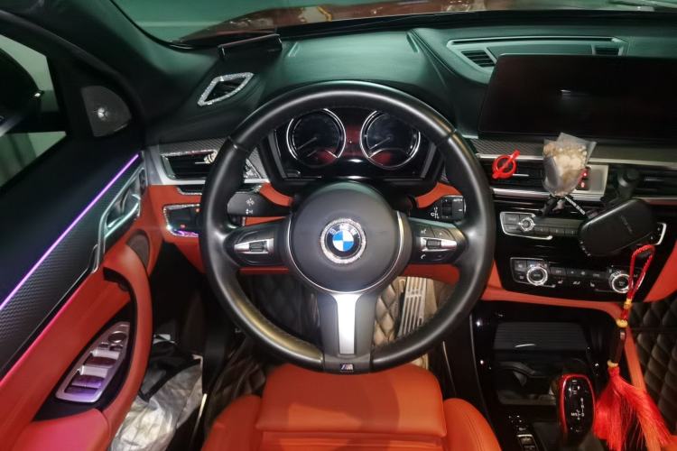 Used BMW X2 2021 sDrive25i Luxury Model with M Sport Package Steering Wheel
