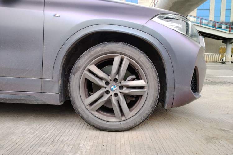 Used BMW X2 2021 sDrive25i Leading Model M Sport Package Right Front Wheel Hub