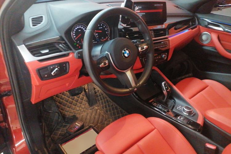 Used BMW X2 2021 sDrive25i Leading Model M Off-Road Package Center Console