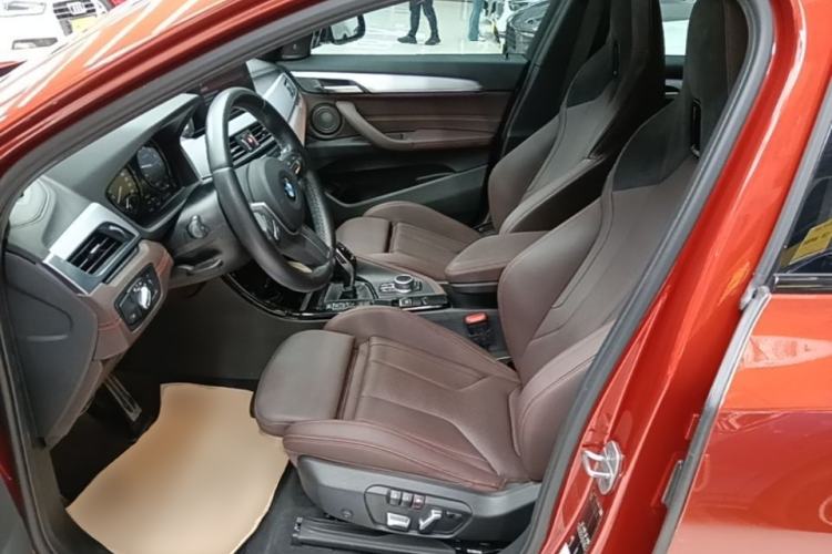Used BMW X2 2021 sDrive25i Midnight Edition Left Front Seat
