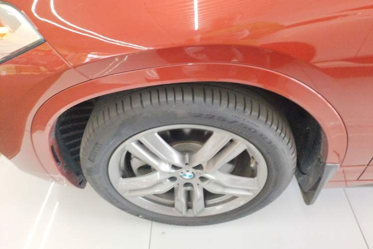 Used BMW X2 2021 Restyled sDrive25i M Sport Package Left Front Wheel Hub