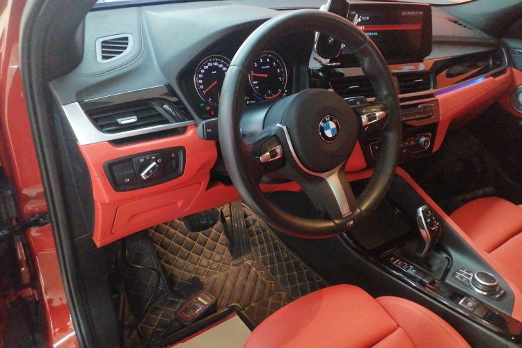 Used BMW X2 2021 sDrive25i Leading Model M Off-Road Package Steering Wheel