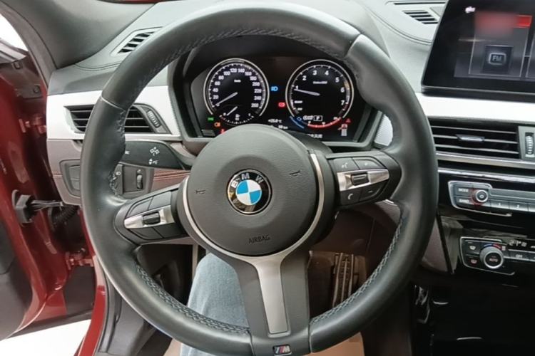 Used BMW X2 2021 sDrive25i Midnight Edition Steering Wheel
