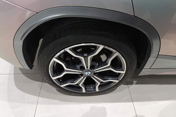 Used BMW X2 2021 sDrive25i Luxury M Sport Package Right Rear Wheel Hub