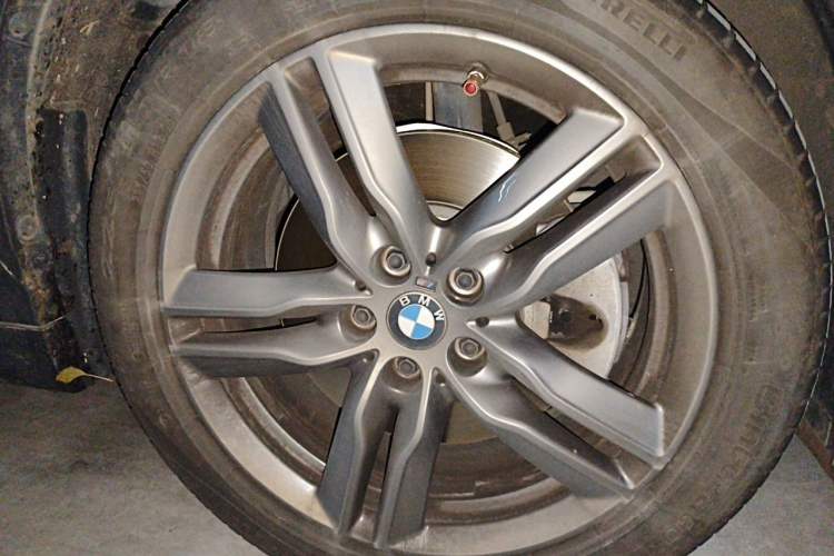 Used BMW X2 2021 sDrive25i Sport Edition Right Front Wheel Hub