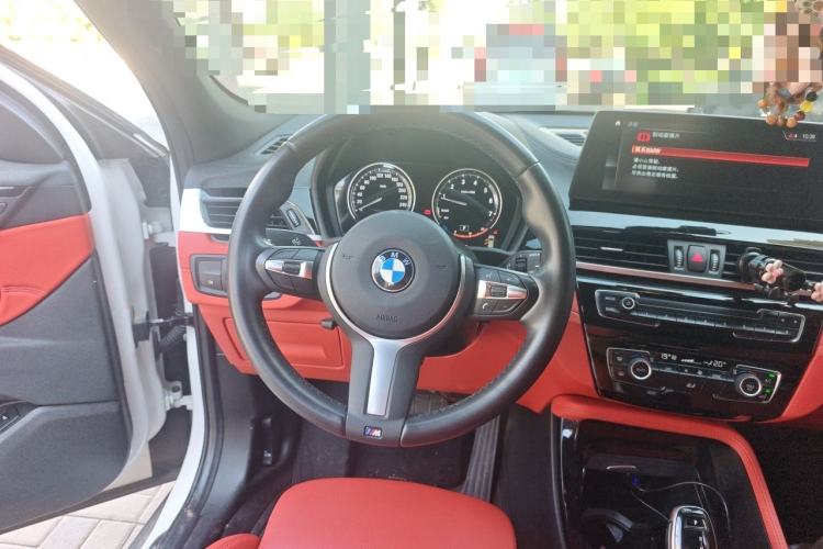 Used BMW X2 2021 sDrive25i Leading Model M Off-Road Package Steering Wheel