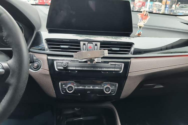 Used BMW X2 2021 Restyled sDrive25i M Sport Package Audio And AC Panel