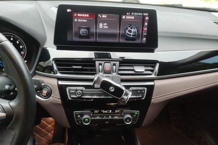 Used BMW X2 2021 Restyled sDrive25i M Sport Package Audio And AC Panel