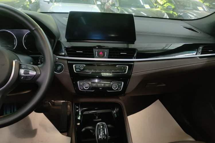 Used BMW X2 2021 sDrive25i M Sport Package Audio And AC Panel