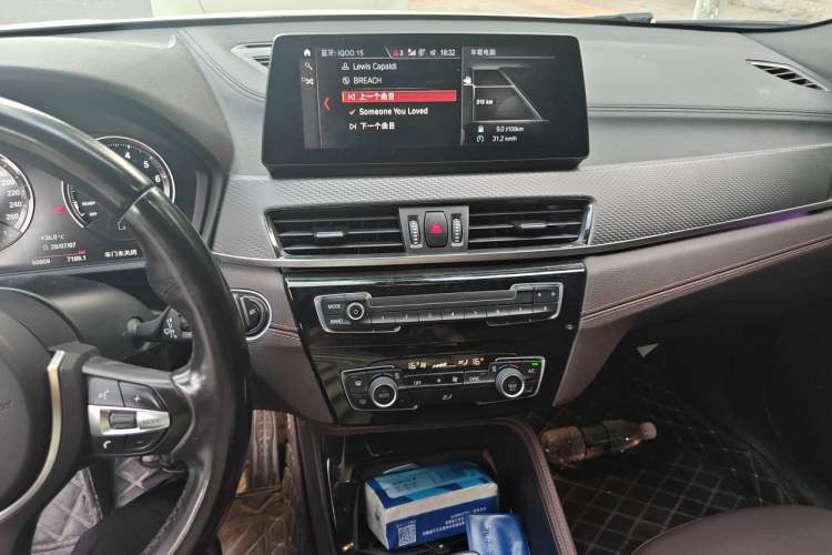 Used BMW X2 2021 Restyled sDrive25i Sharp Edition Audio And AC Panel