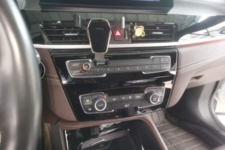 Used BMW X2 2021 sDrive25i Leading Model M Sport Package Audio And AC Panel