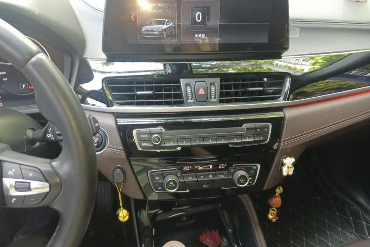 Used BMW X2 2021 sDrive25i M Sport Package Audio And AC Panel