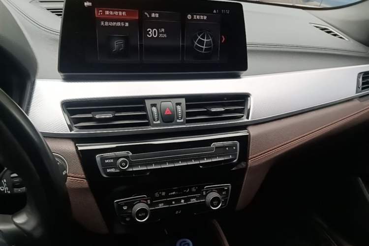Used BMW X2 2021 Updated xDrive25i Midnight Edition Audio And AC Panel