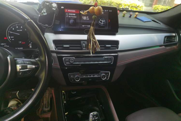 Used BMW X2 2021 sDrive25i M Sport Package Audio And AC Panel