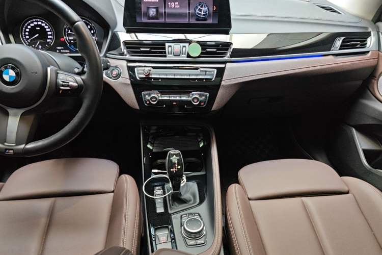 Used BMW X2 2021 sDrive25i M Sport Package Audio And AC Panel