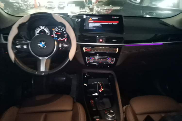 Used BMW X2 2021 sDrive25i Leading Model M Sport Package Center Console