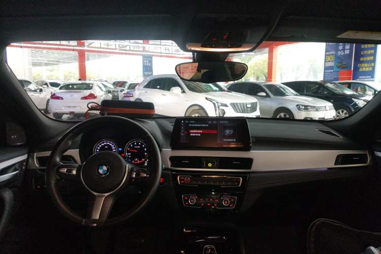 Used BMW X2 2021 sDrive25i Luxury Model with M Sport Package Center Console