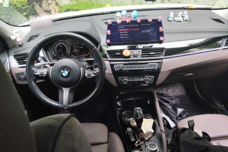 Used BMW X2 2021 sDrive25i M Sport Package Center Console