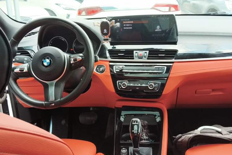 Used BMW X2 2021 sDrive25i Leading Model M Off-Road Package Center Console