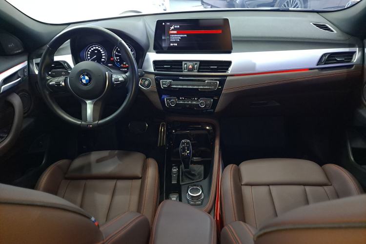 Used BMW X2 2021 sDrive25i Midnight Edition Center Console