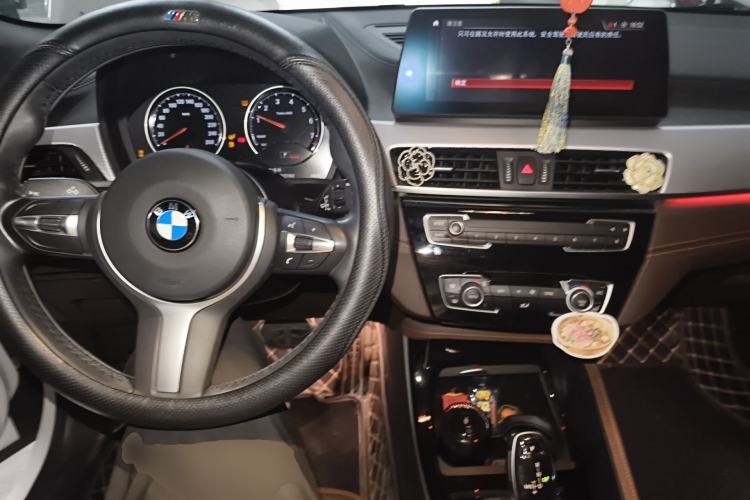 Used BMW X2 2021 Restyled sDrive25i Midnight Edition Center Console