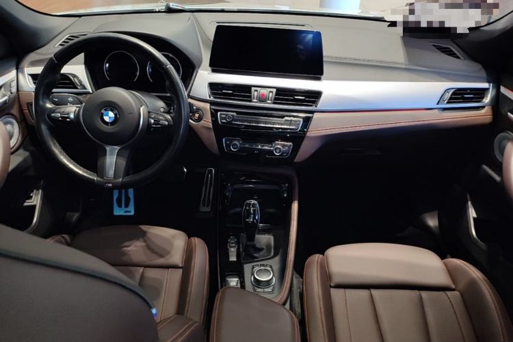 Used BMW X2 2021 Restyled sDrive25i Midnight Edition Center Console