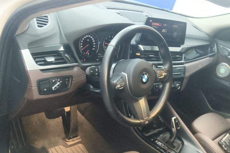 Used BMW X2 2021 sDrive25i M Sport Package Center Console