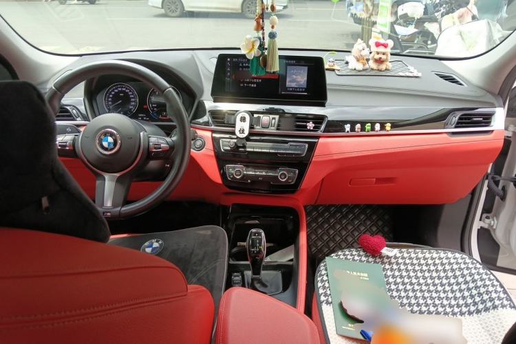 Used BMW X2 2021 sDrive25i Leading Model M Sport Package Center Console