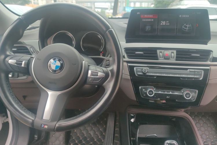 Used BMW X2 2021 sDrive25i M Sport Package Center Console