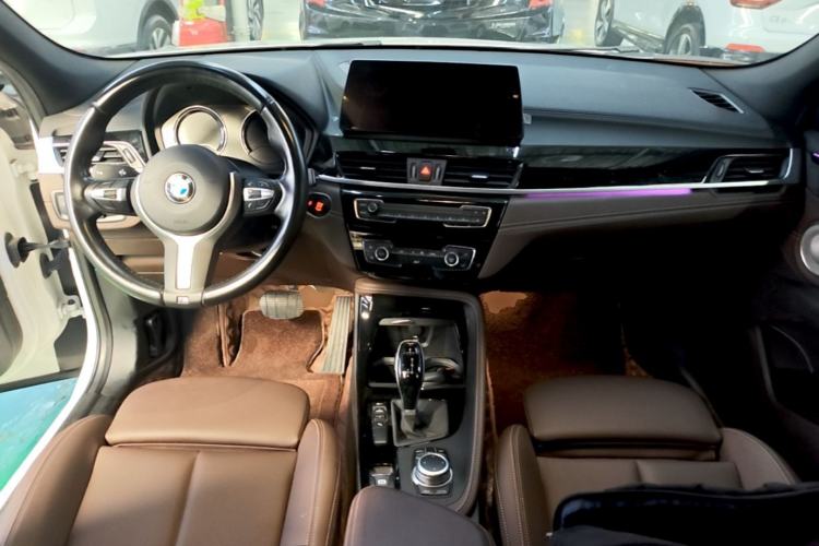 Used BMW X2 2021 sDrive25i Leading Model M Sport Package Center Console