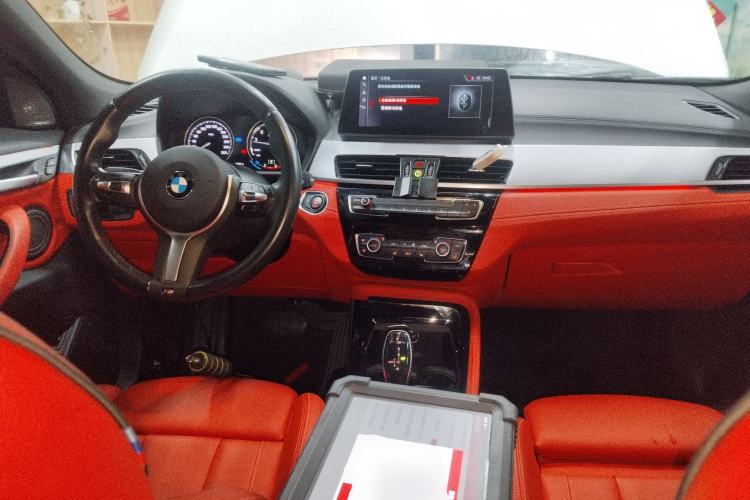 Used BMW X2 2021 sDrive25i Luxury Model with M Sport Package Center Console
