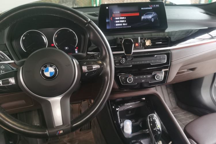 Used BMW X2 2021 sDrive25i Leading Model M Sport Package Center Console