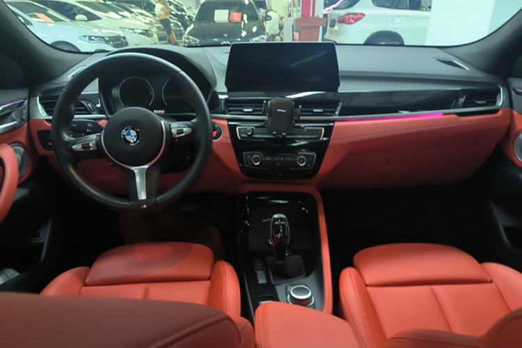 Used BMW X2 2021 sDrive25i Leading Model M Sport Package Center Console